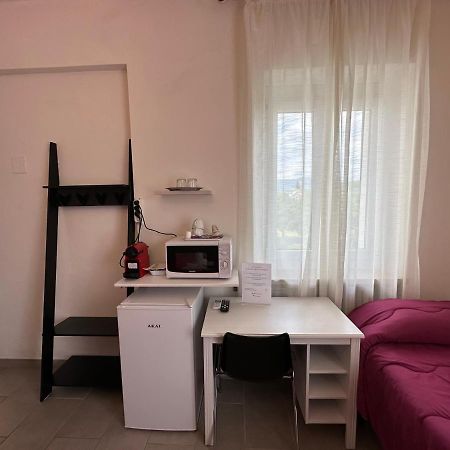 B&B La Magnolia Caprino Veronese Buitenkant foto