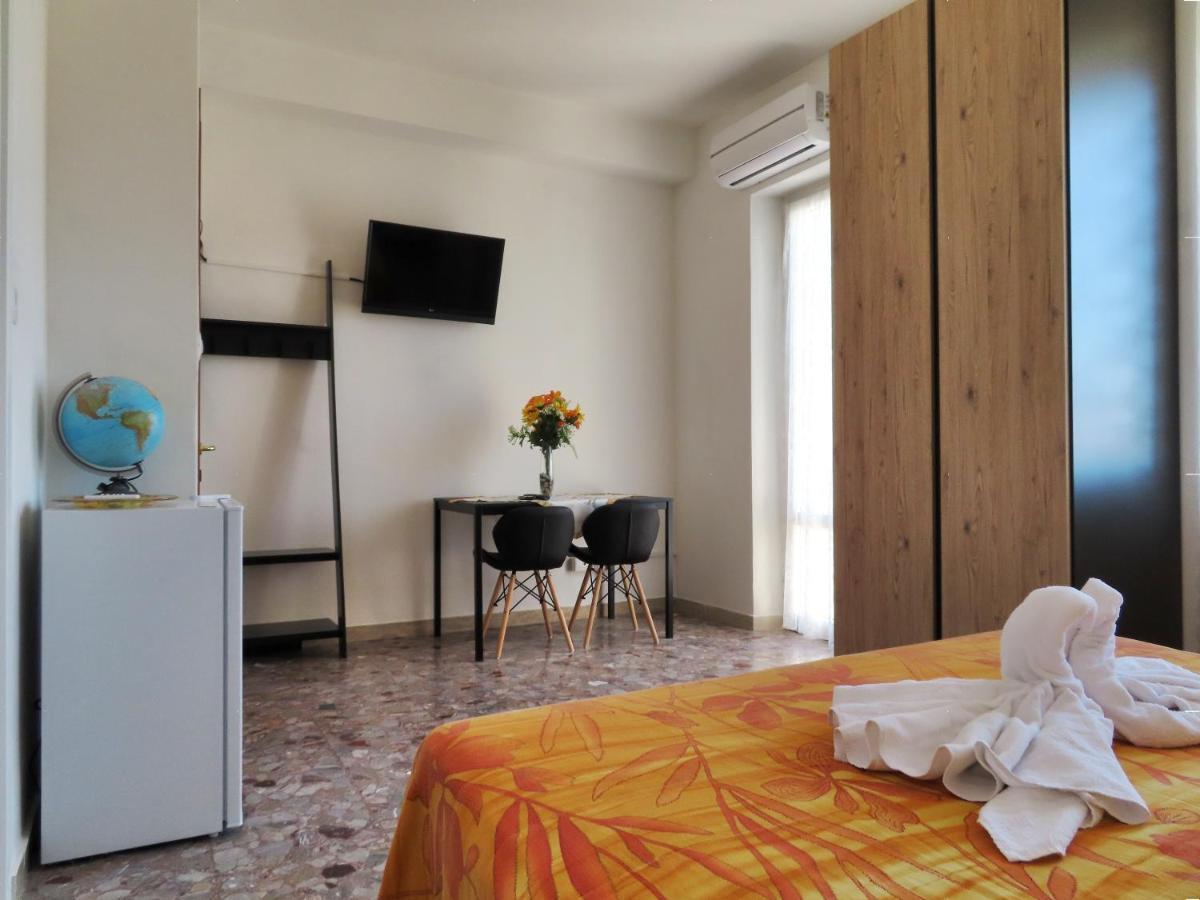 B&B La Magnolia Caprino Veronese Buitenkant foto