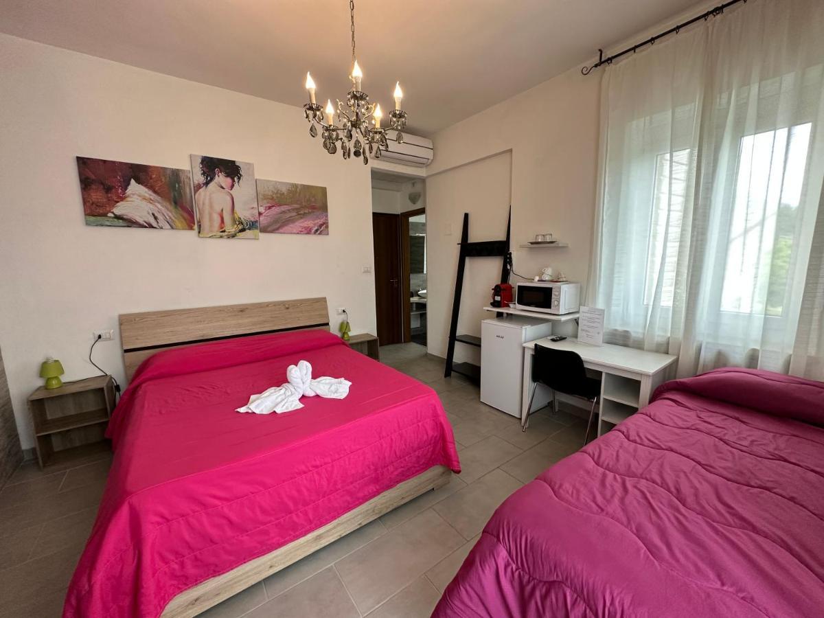 B&B La Magnolia Caprino Veronese Buitenkant foto