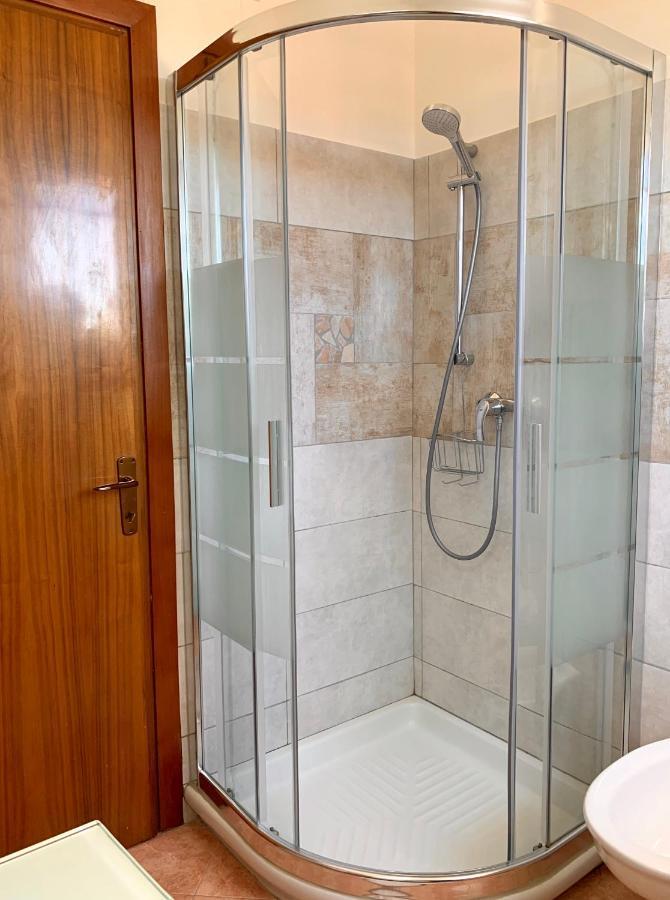 B&B La Magnolia Caprino Veronese Buitenkant foto